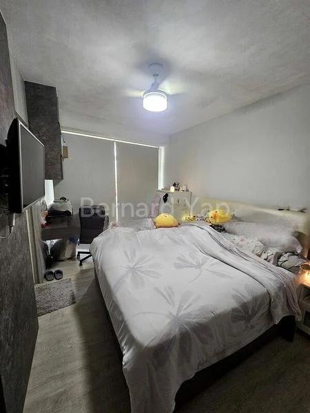 4 Room (4A) HDB for Sale in  266C Compassvale Bow - Image 4